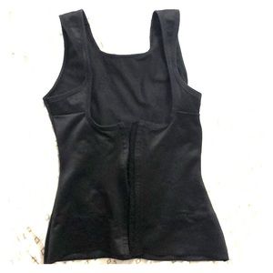 Waist trainer, body shaper, slimmer, body wear